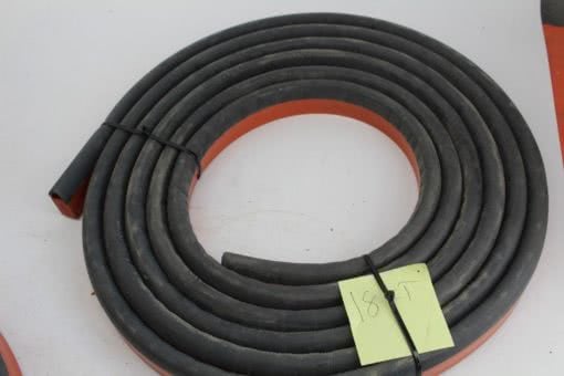 18 Ft long 1 1/2” tall 3/4” Wide 14/16” Slip lock Industrial Gasket *NEW* (B248) 2